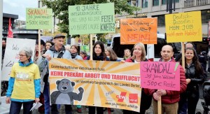 Aktion gegen die Unterbezahlung von Lehrkräften @ Brandenburger Tor, Pariser Platz, 10117 Berlin